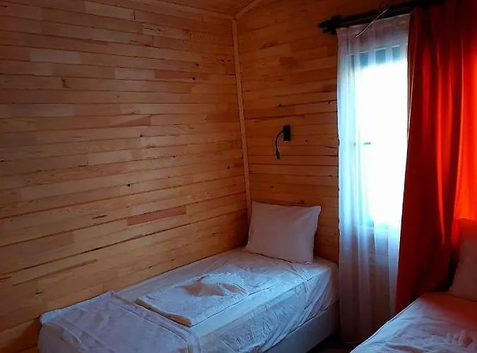 Chirali Eco 别墅 *